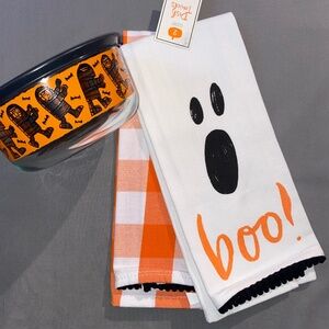 Halloween Bundle pyrex Mummy Glass Storage Bowl and NWT Towel Set